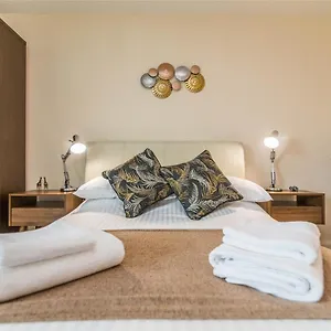 Raleigh Penthouse, Luxury With Balcony And Parking Apartment Nottingham
